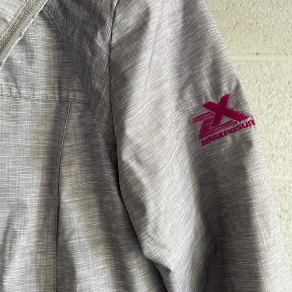 Great lightweight jacket - Picture 3 of 3